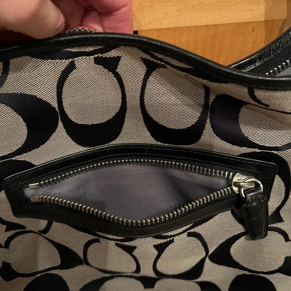Coach Black and Gray Signature Shoulder Bag - Picture 5 of 11